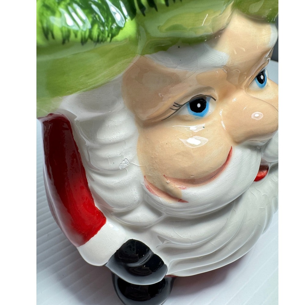 Vintage Style Ceramic Light Up Santa Christmas Tree Figurine Battery Operated - Picture 11 of 12